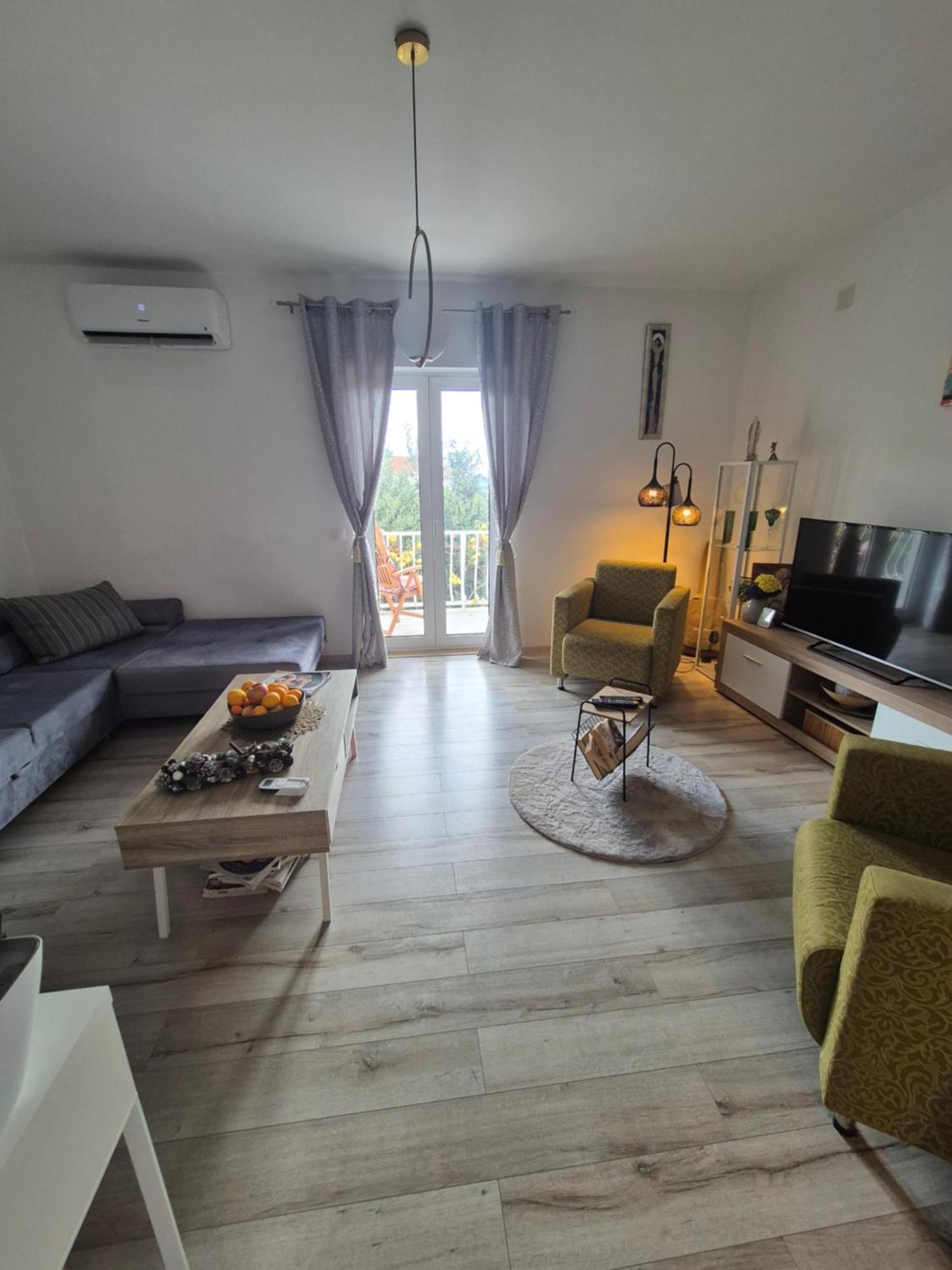 Apartments Joy ซัฟทัท ห้อง รูปภาพ