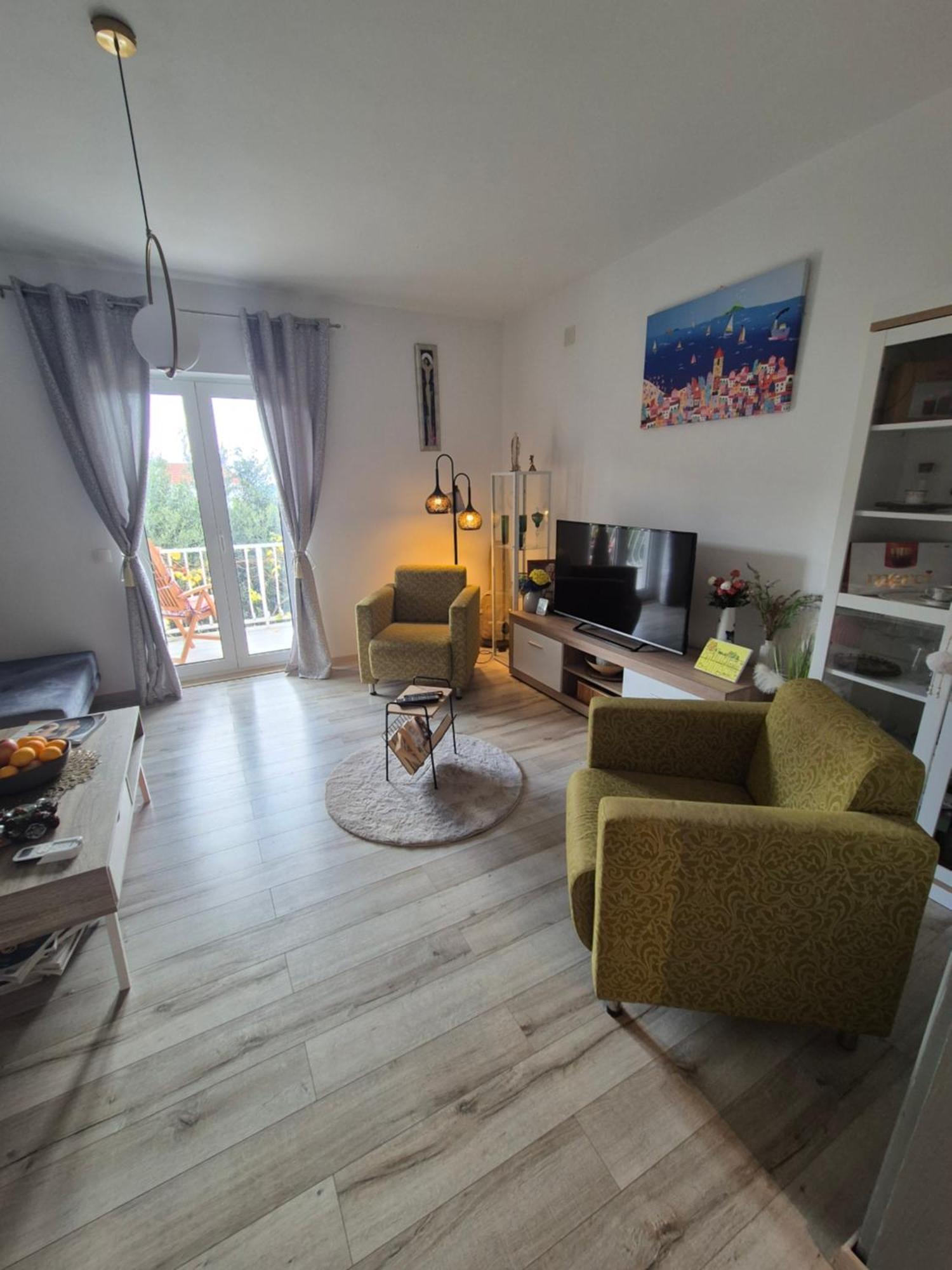 Apartments Joy ซัฟทัท ห้อง รูปภาพ